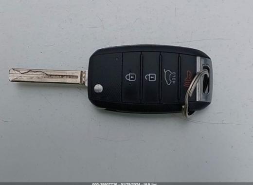 Kia - Sportage - 2019 - White - 38607736