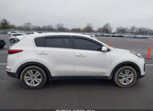 Kia - Sportage - 2019 - White - 38607736
