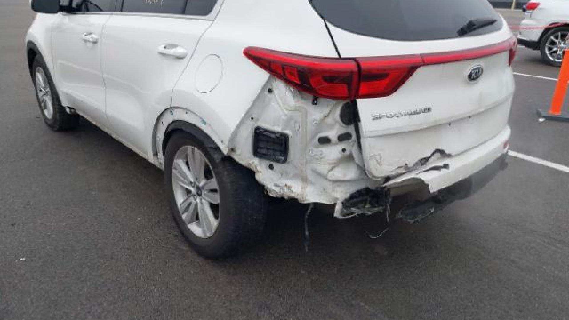 Kia - Sportage - 2019 - White - 38607736