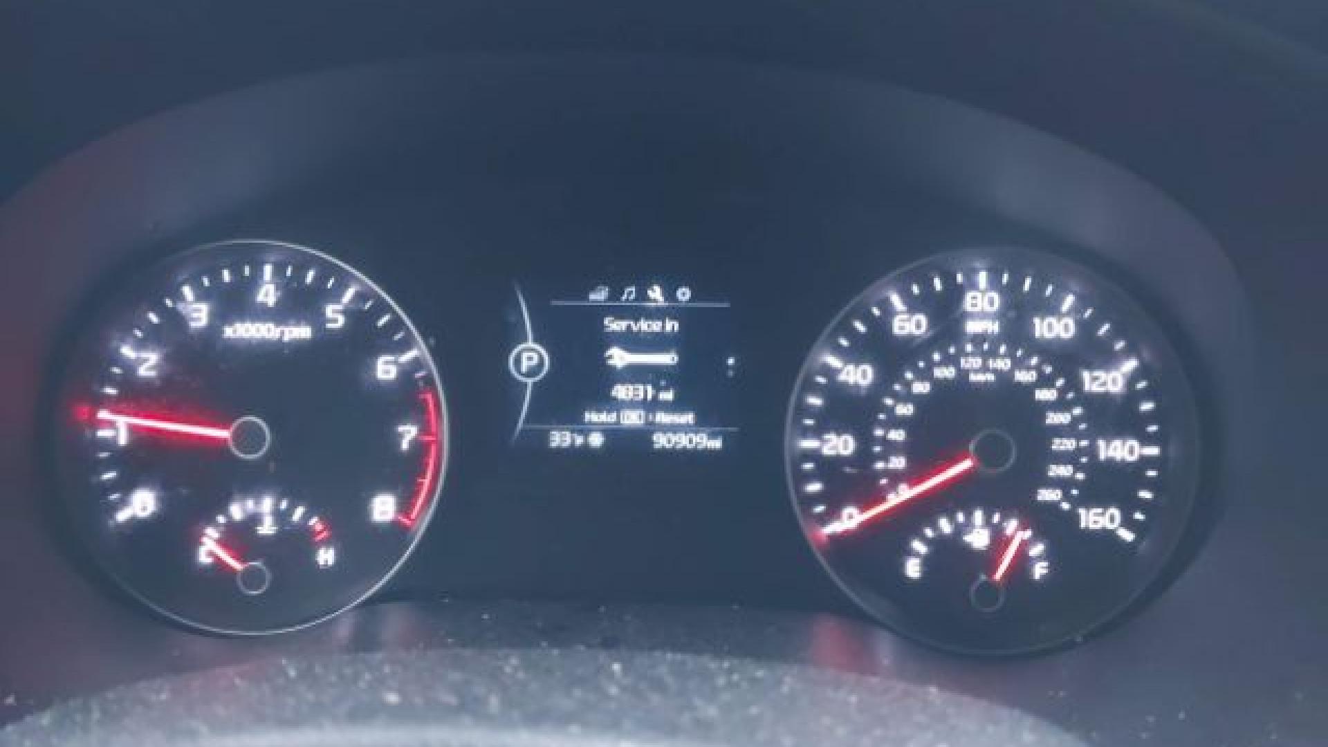 Kia - Sportage - 2019 - White - 38607736