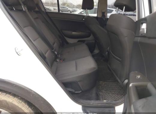 Kia - Sportage - 2019 - White - 38607736