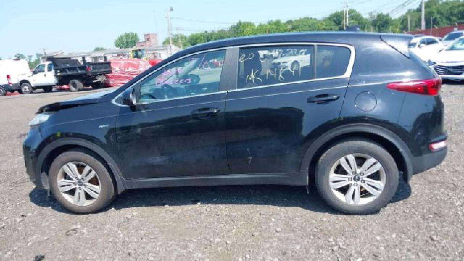 Kia - Sportage - 2018 - Black - 39847554