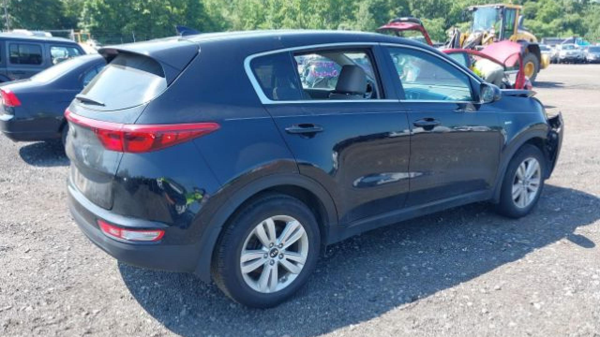 Kia - Sportage - 2018 - Black - 39847554