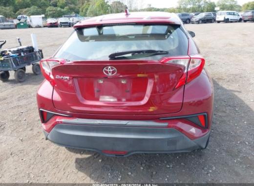Toyota  - C-Hr  - 2018 - Red - 40342578