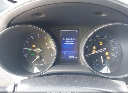 Toyota  - C-Hr  - 2018 - Red - 40342578