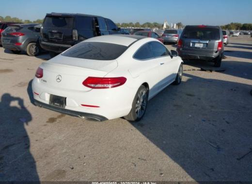 Mercedes - C300 - 2017 - White - 40655655