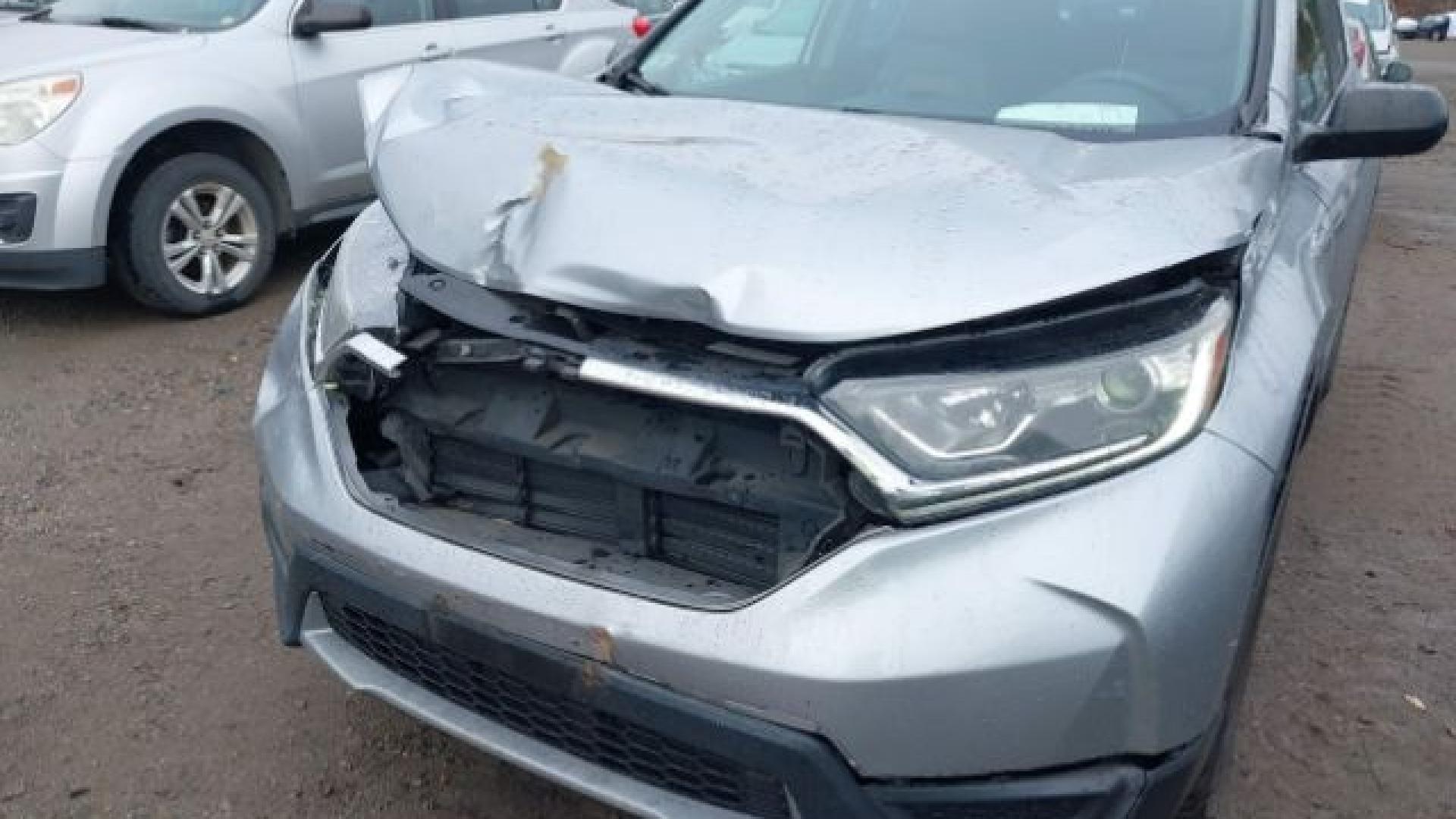 Honda - Cr-V - 2017 - Silver - 40712181