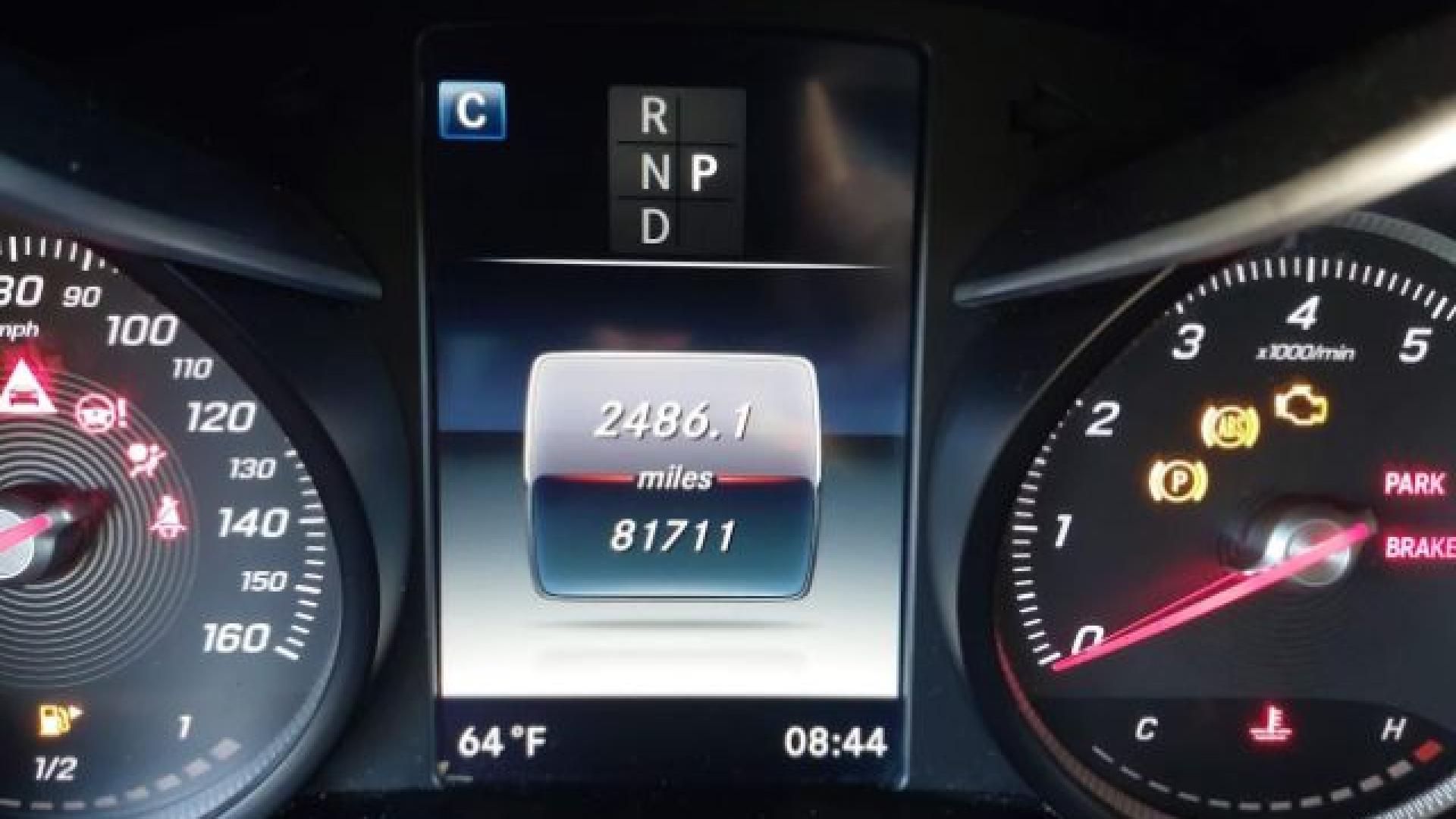 Mercedes - C300  - 2018 - White - 40746107