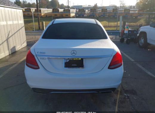 Mercedes - C300  - 2018 - White - 40746107