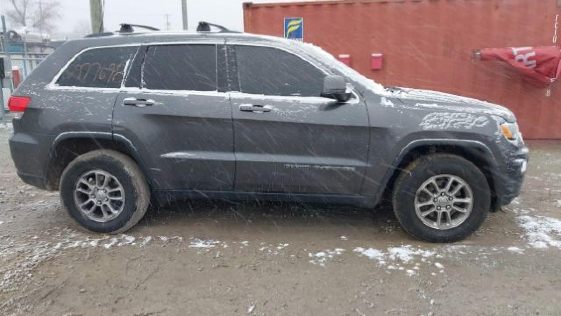 Jeep  - Grand Cherokee - 2018 - Grey - 40926257