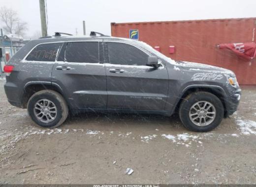 Jeep  - Grand Cherokee - 2018 - Grey - 40926257