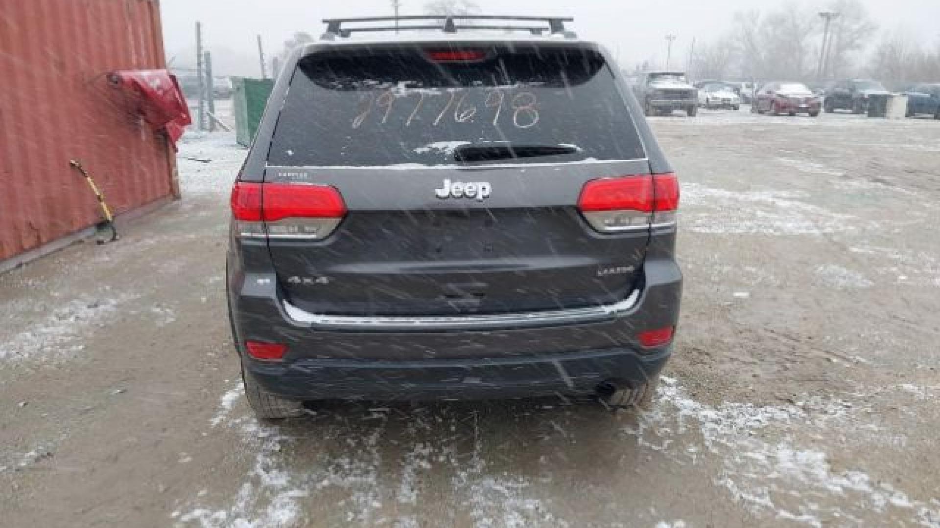 Jeep  - Grand Cherokee - 2018 - Grey - 40926257