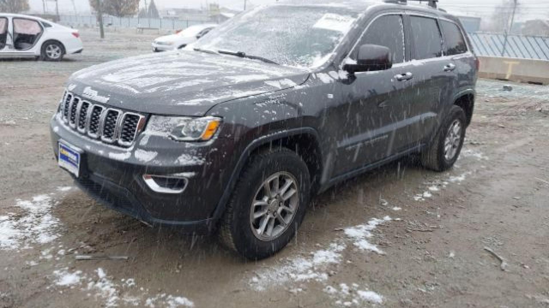 Jeep  - Grand Cherokee - 2018 - Grey - 40926257