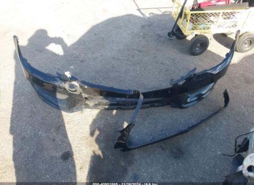 Mercedes - C300 - 2018 - Black - 40951885