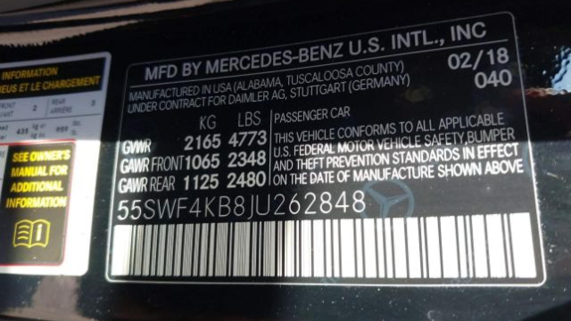 Mercedes - C300 - 2018 - Black - 40954637