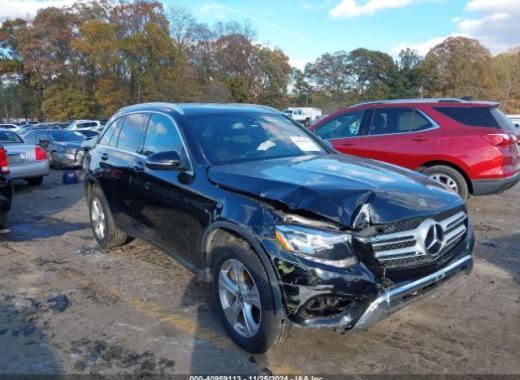 Mercedes-Glc-2017-Black-40959113