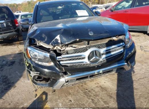 Mercedes-Glc-2017-Black-40959113