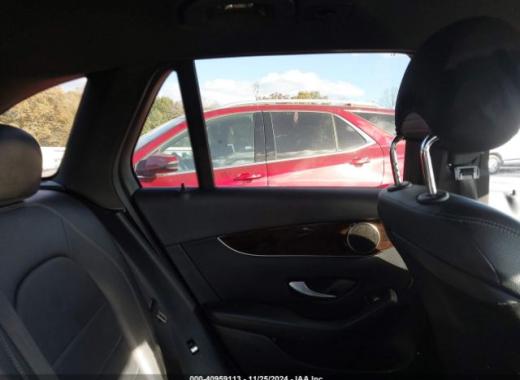 Mercedes-Glc-2017-Black-40959113