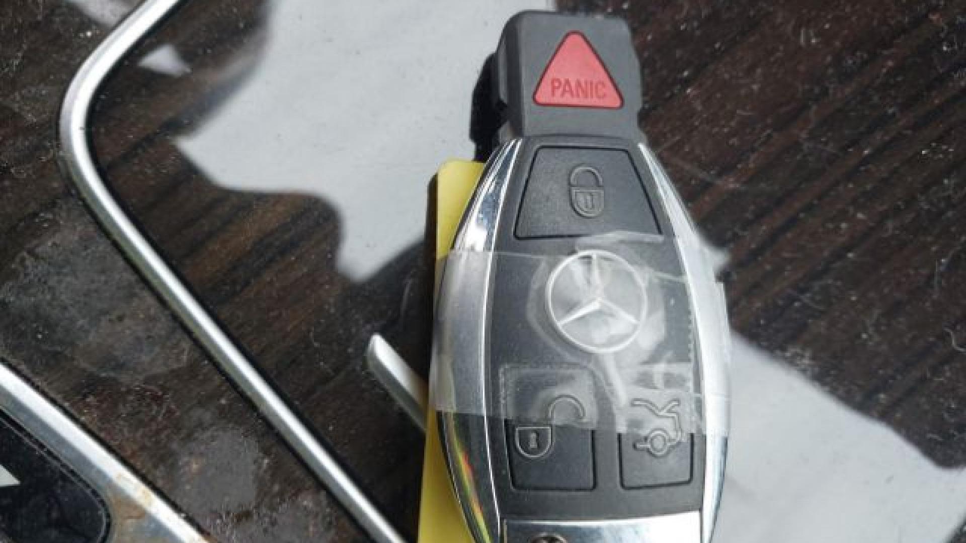 Mercedes - Glc 300 - 2017 - Black - 40993573