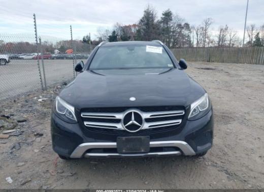 Mercedes - Glc 300 - 2017 - Black - 40993573