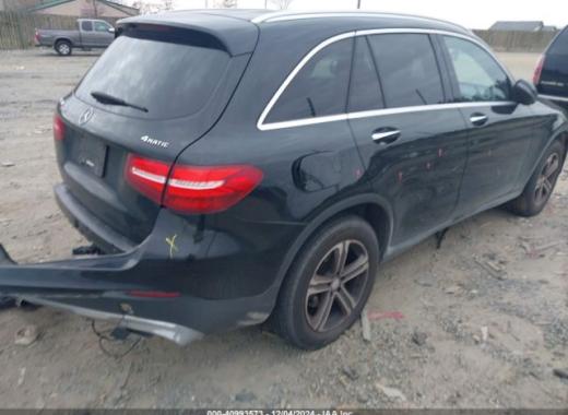 Mercedes - Glc 300 - 2017 - Black - 40993573