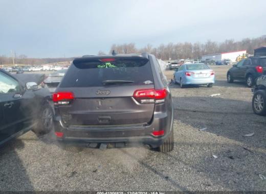 Jeep  - Grand Cherokee - 2017 - Grey - 41006835