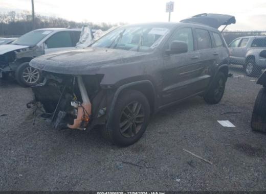 Jeep  - Grand Cherokee - 2017 - Grey - 41006835
