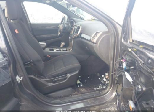 Jeep  - Grand Cherokee - 2017 - Grey - 41006835