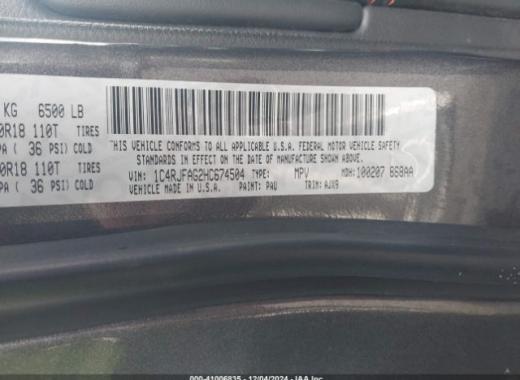 Jeep  - Grand Cherokee - 2017 - Grey - 41006835