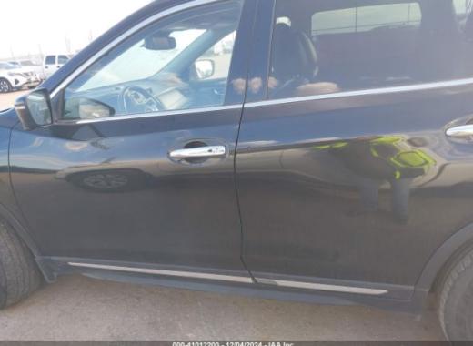 Nissan  - Rogue - 2018 - Black - 41012200