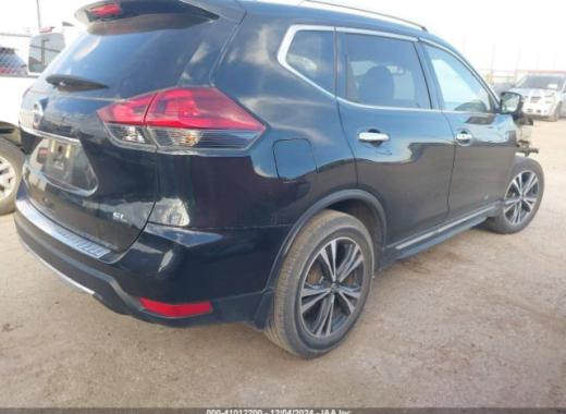 Nissan  - Rogue - 2018 - Black - 41012200