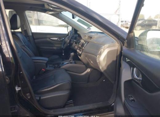 Nissan  - Rogue - 2018 - Black - 41012200