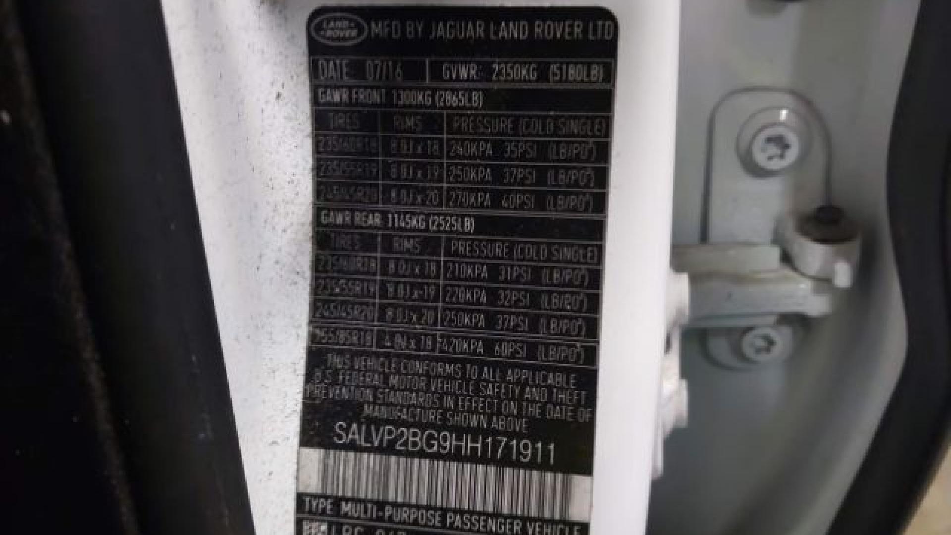 Range Rover - Evoque - 2017 - White - 41021007