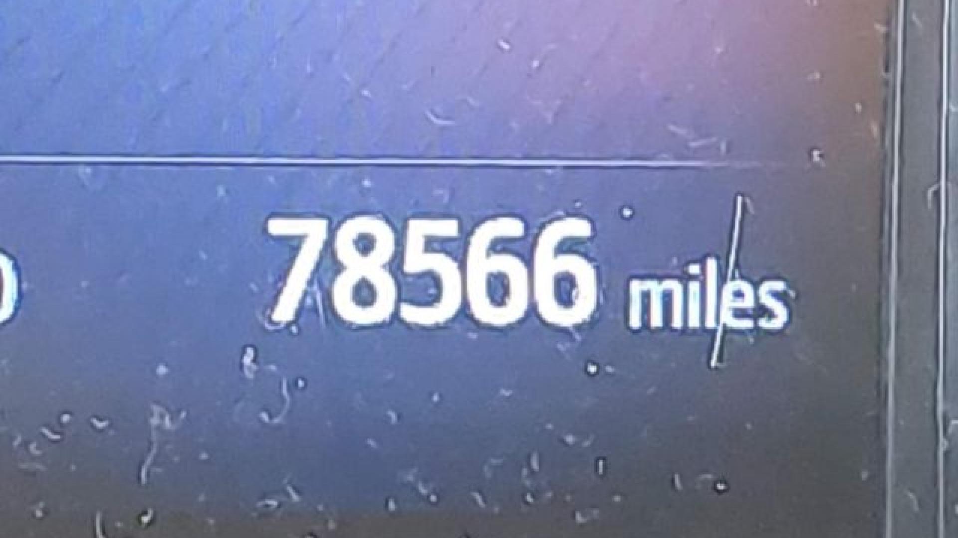 Toyota  - C-Hr  - 2018 - Red - 41029317