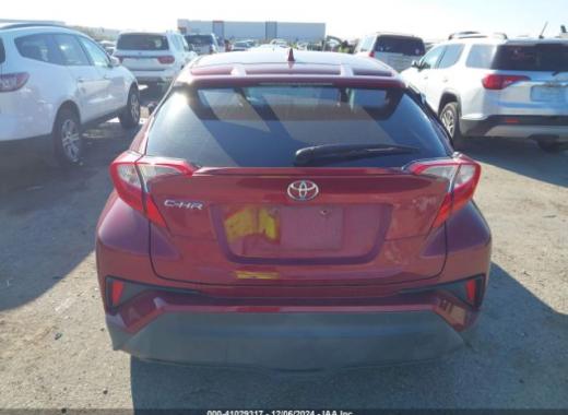 Toyota  - C-Hr  - 2018 - Red - 41029317