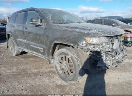 Jeep  - Grand Cherokee - 2017 - Green - 41066837