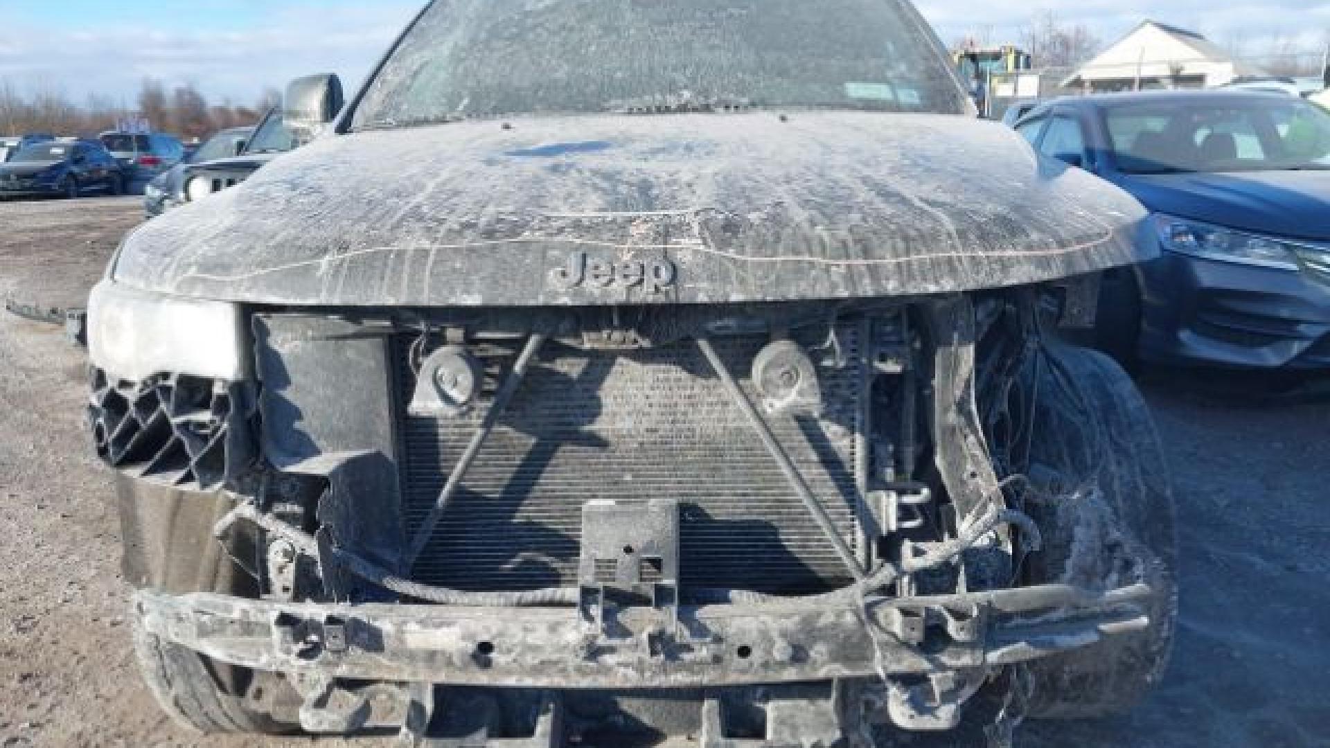 Jeep  - Grand Cherokee - 2017 - Green - 41066837