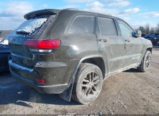 Jeep  - Grand Cherokee - 2017 - Green - 41066837