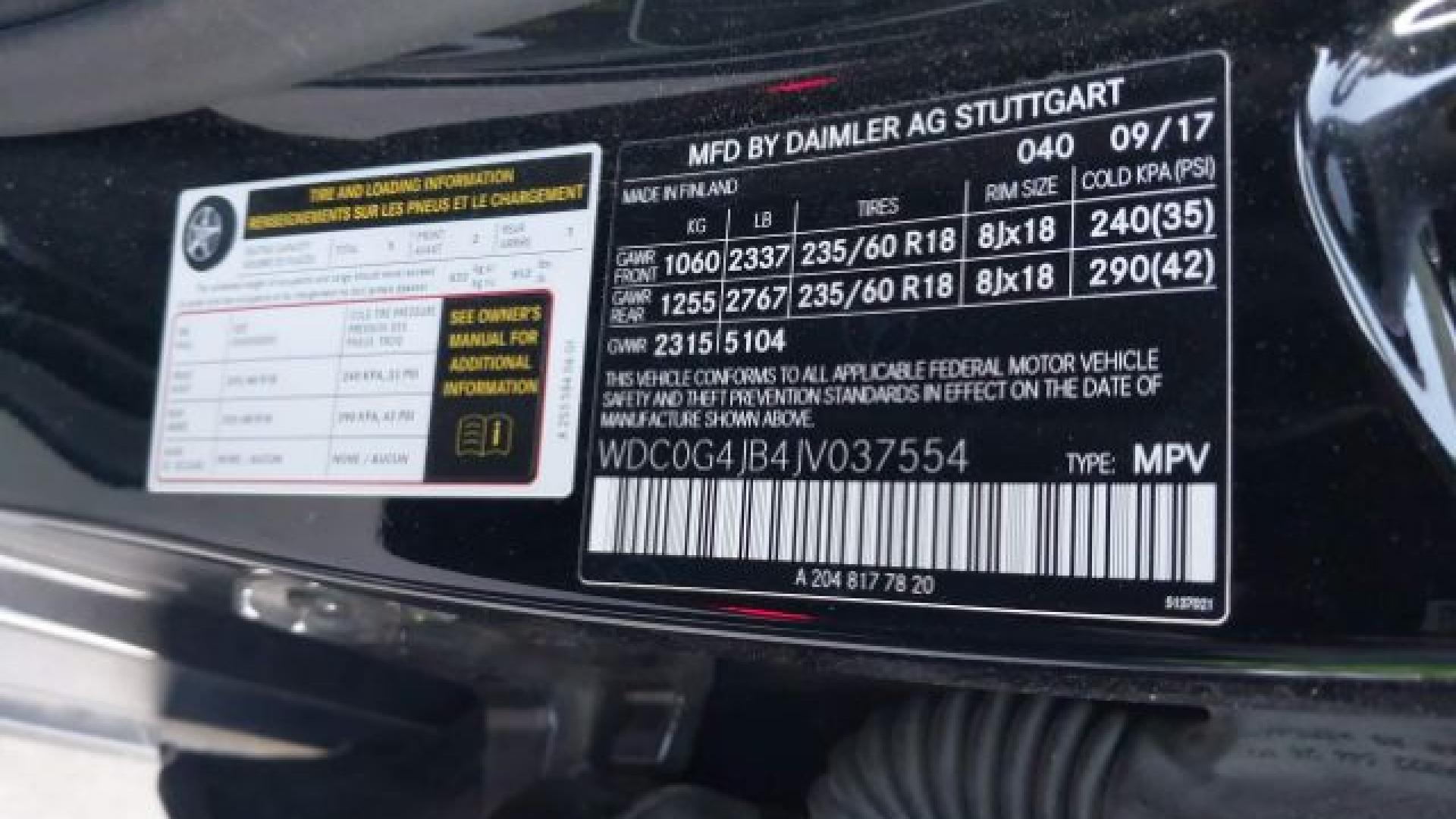 Mercedes - Glc300 - 2018 - Black - 41149077