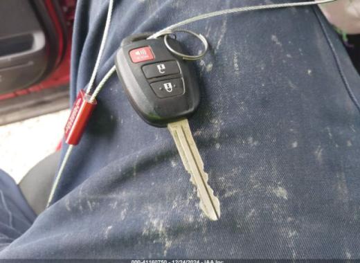 Toyota  - Rav4 - 2017 - Red - 41160750