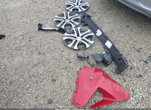 Toyota  - Rav4 - 2017 - Red - 41160750