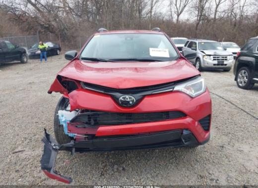 Toyota  - Rav4 - 2017 - Red - 41160750