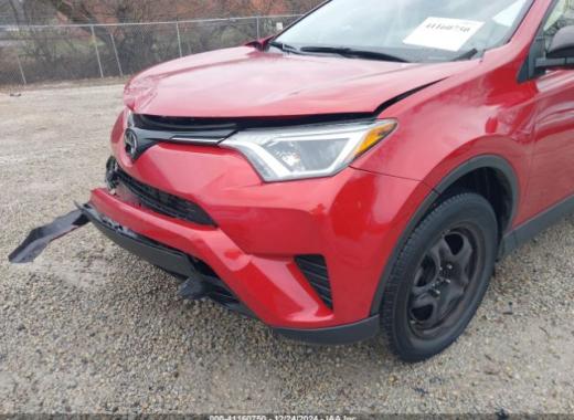 Toyota  - Rav4 - 2017 - Red - 41160750