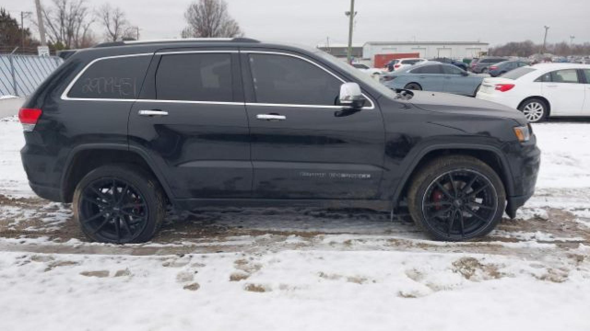 Jeep  - Grand Cherokee - 2017 - Black - 41168928