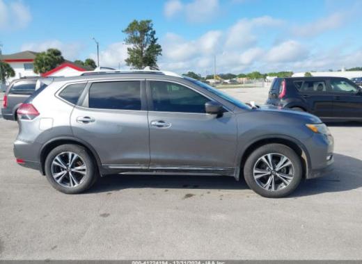 Nissan  - Rogue - 2018 - Grey - 41224194