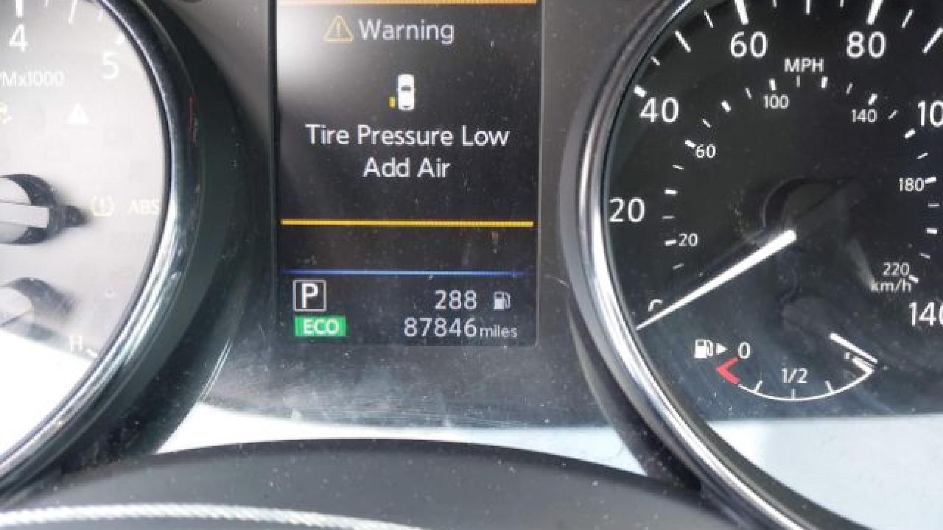 Nissan  - Rogue - 2018 - Grey - 41224194