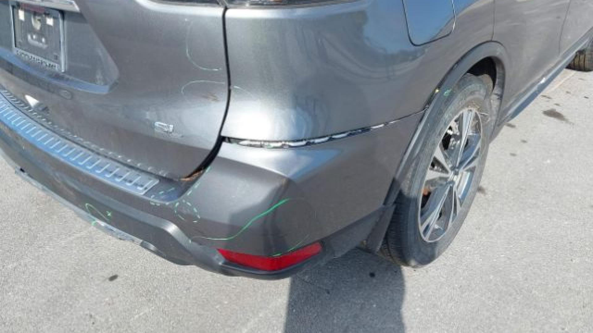 Nissan  - Rogue - 2018 - Grey - 41224194