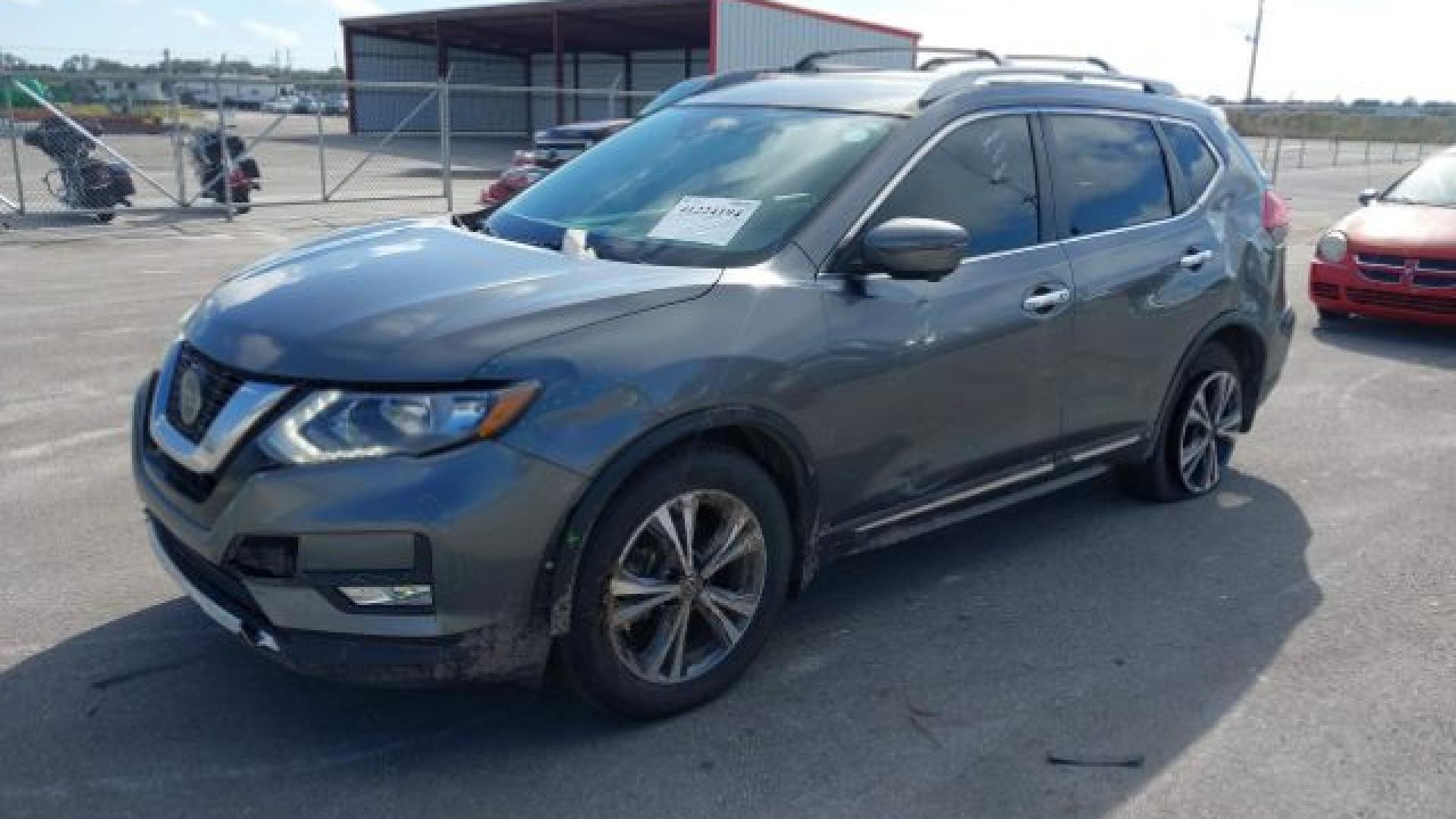 Nissan  - Rogue - 2018 - Grey - 41224194