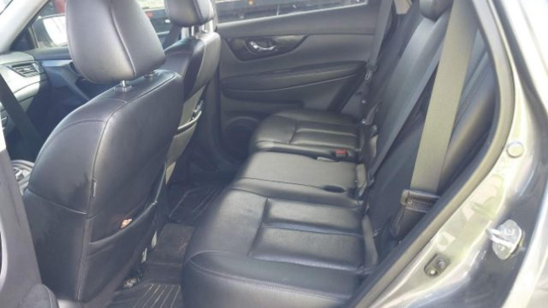 Nissan  - Rogue - 2018 - Grey - 41224194