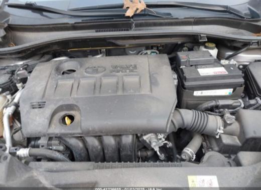 Toyota  - C-Hr  - 2018 - Silver - 41236655